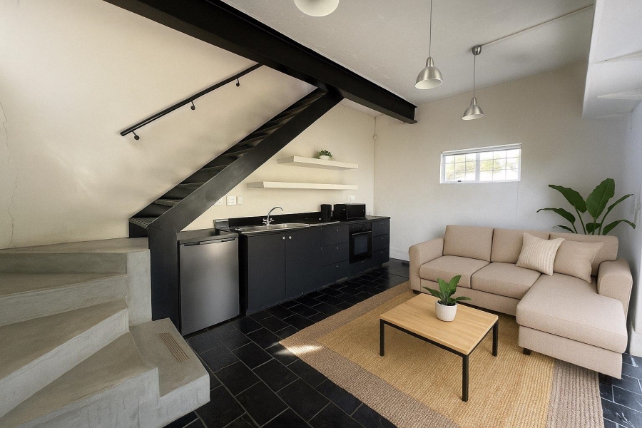 1 Bedroom Property for Sale in Vredehoek Western Cape